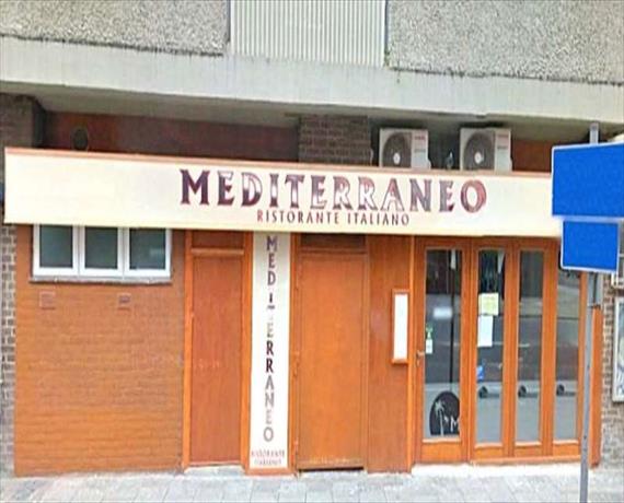 Central Street  London, EC1V 8...